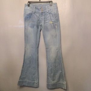 Divine Rights of Denim distressed jeans 28